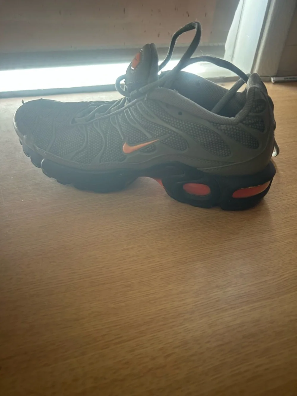 Nike Kids Gray Mesh Athletic Shoes with Orange Highlights